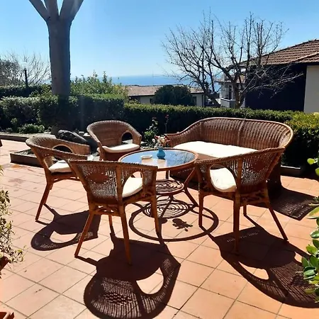 Dilly Holiday-casa Vacanze Apartment *